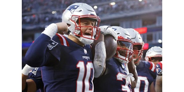 New England Patriots slog Tennessee Titans för sex raka segrar